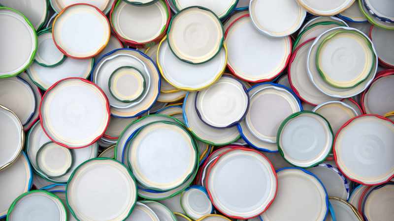 Twist-Off-Deckel in verschiedenen Größen